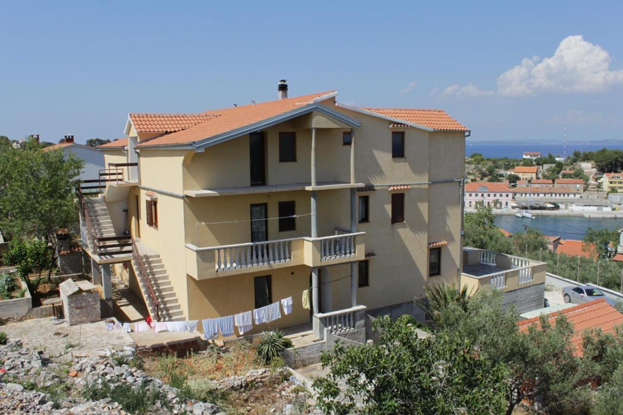 Apartments With A Parking Space Sali, Dugi Otok - 8152 Exterior photo